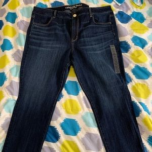 NWT American Eagle Super Stretch High-Rise Jegging